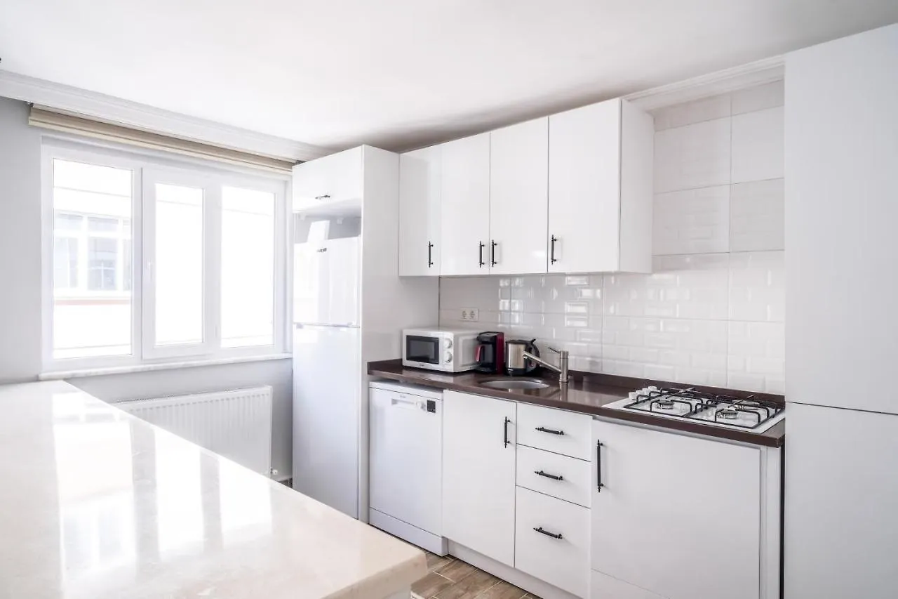 Flat W Balcony 10 Min To Uskudar Coast Apartment Istanbul 0*,