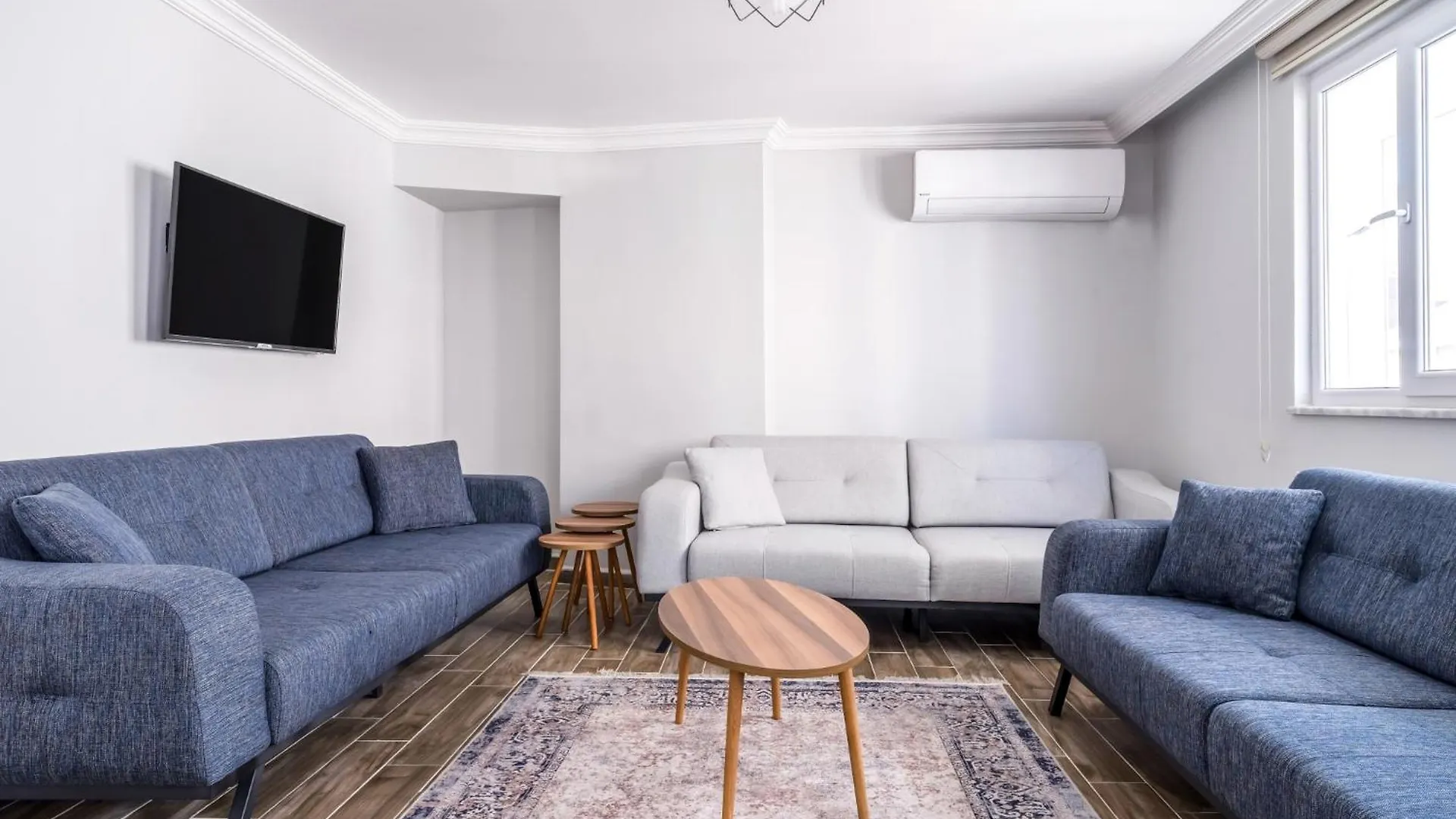 Flat W Balcony 10 Min To Uskudar Coast Apartment Istanbul
